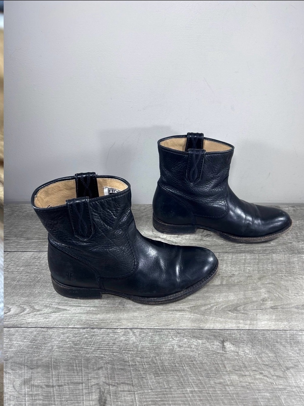 Frye 76226 Jamie Stitch Black Leather Ankle Women’s Pull On Short Riding Size 7